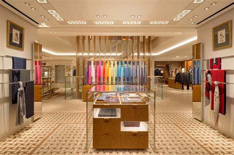 hermes cheaper hong kong singapore